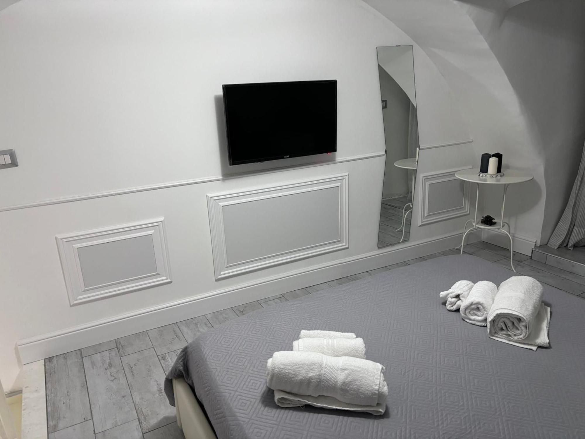 La Casa Di Zia Raf Lejlighed Napoli Eksteriør billede